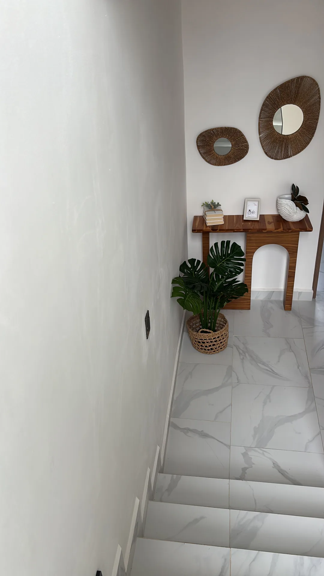 Pasillo con consola – casa de 2 recámaras en Playa del Carmen