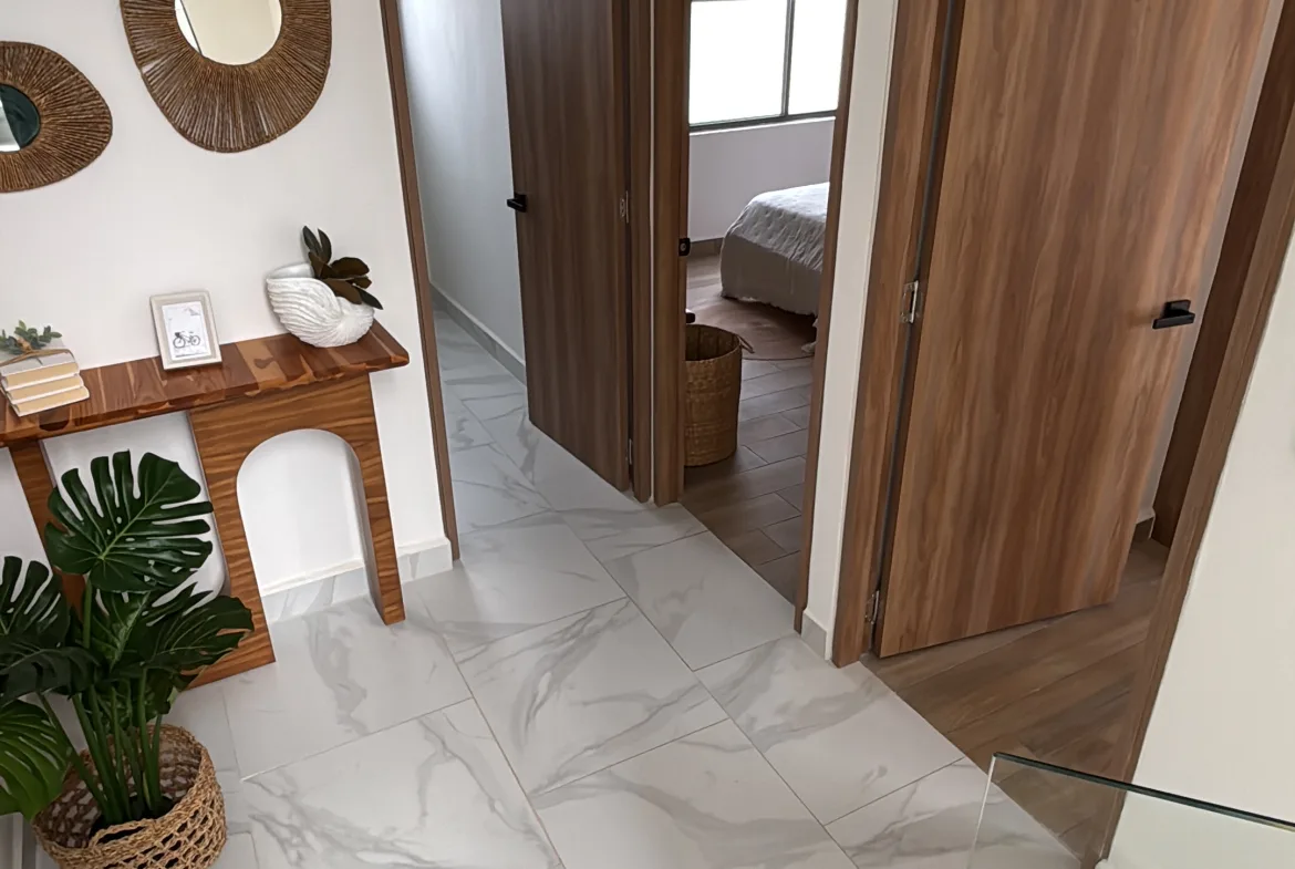Recibidor con consola – casa de 2 recámaras en Playa del Carmen