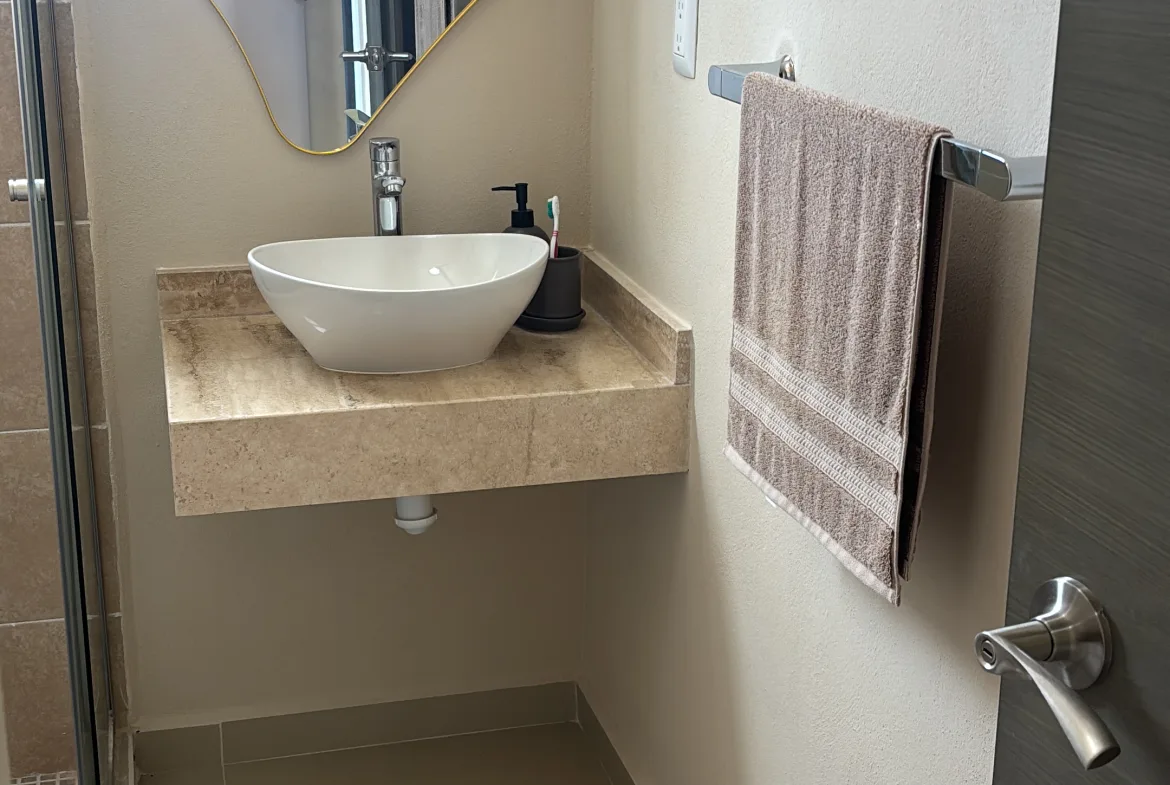 Bathroom with vessel sink – 3-bedroom house in Playa del Carmen