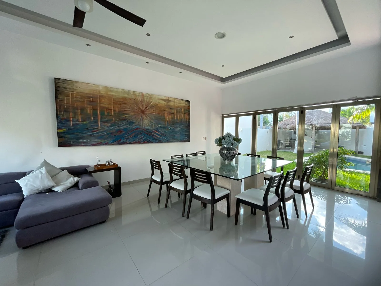 Living and dining room with garden views – 5-bedroom house in Villa Magna, Cancun