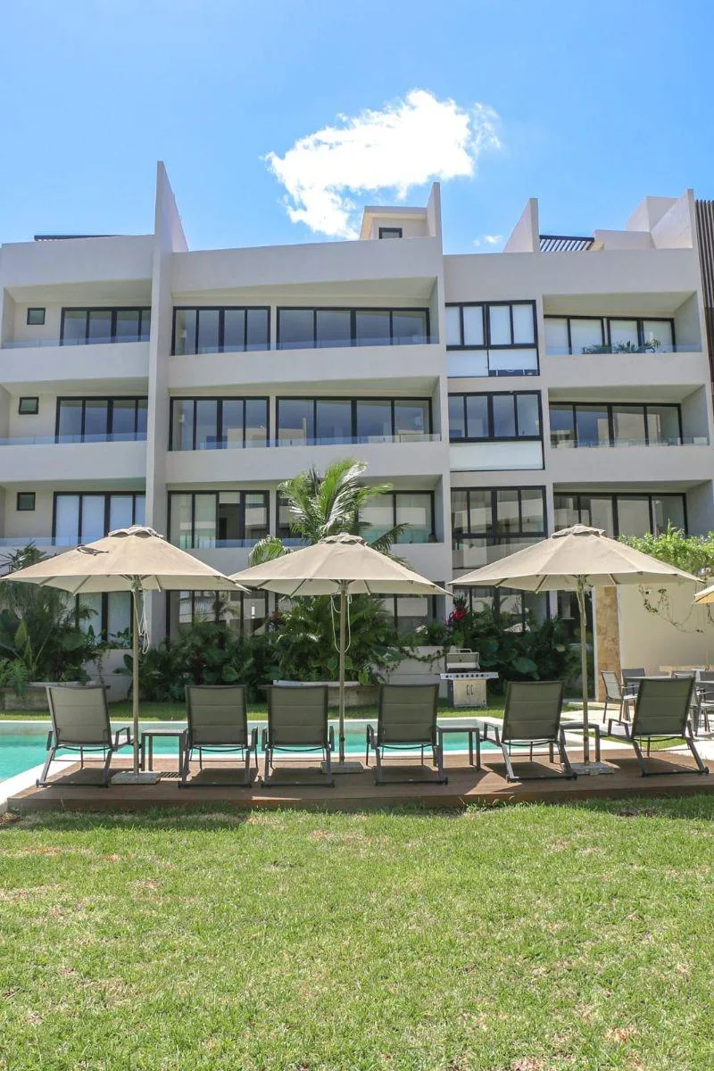 Equipped 1-Bedroom Condo for Sale in Playa del Carmen | 10 Min from the Beach | Pool