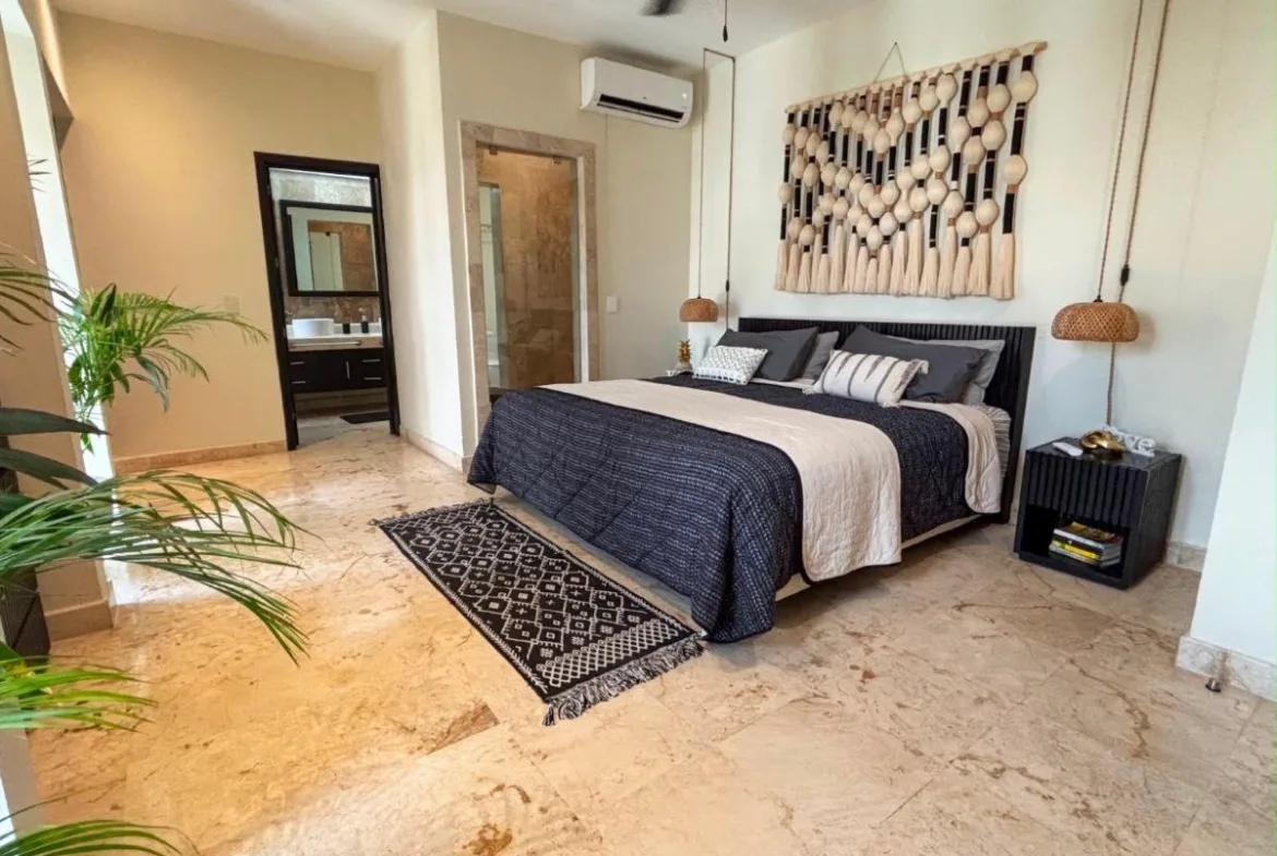 Departamento de 1 recámara frente al mar en venta en Playa del Carmen