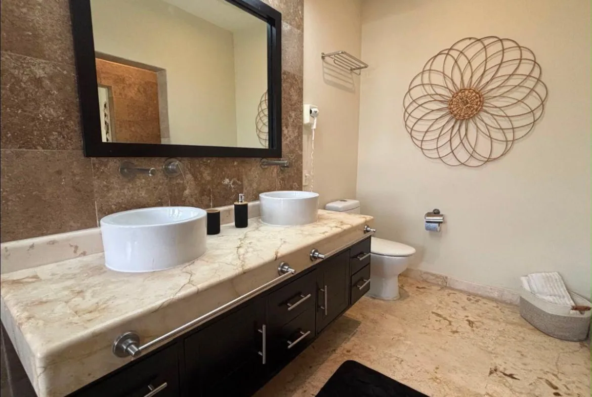 Departamento de 1 recámara frente al mar en venta en Playa del Carmen