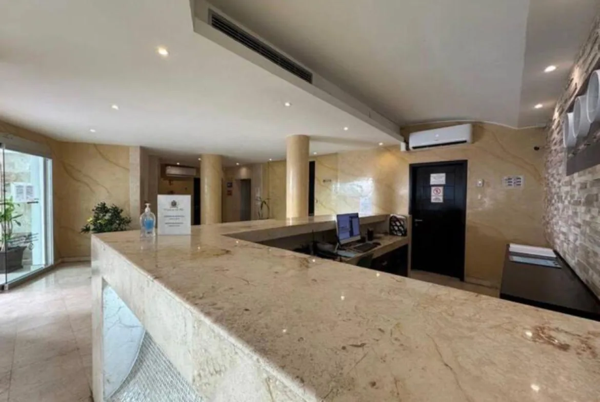 Departamento de 1 recámara frente al mar en venta en Playa del Carmen
