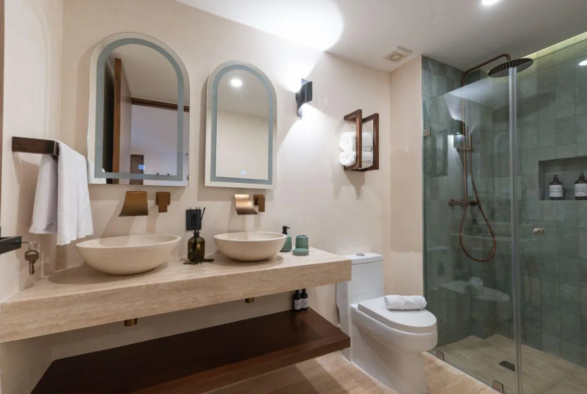 Departamento de 2 recámaras amueblado en venta en Playa del Carmen