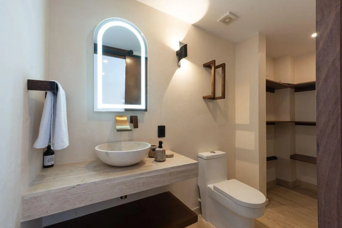Departamento de 2 recámaras amueblado en venta en Playa del Carmen