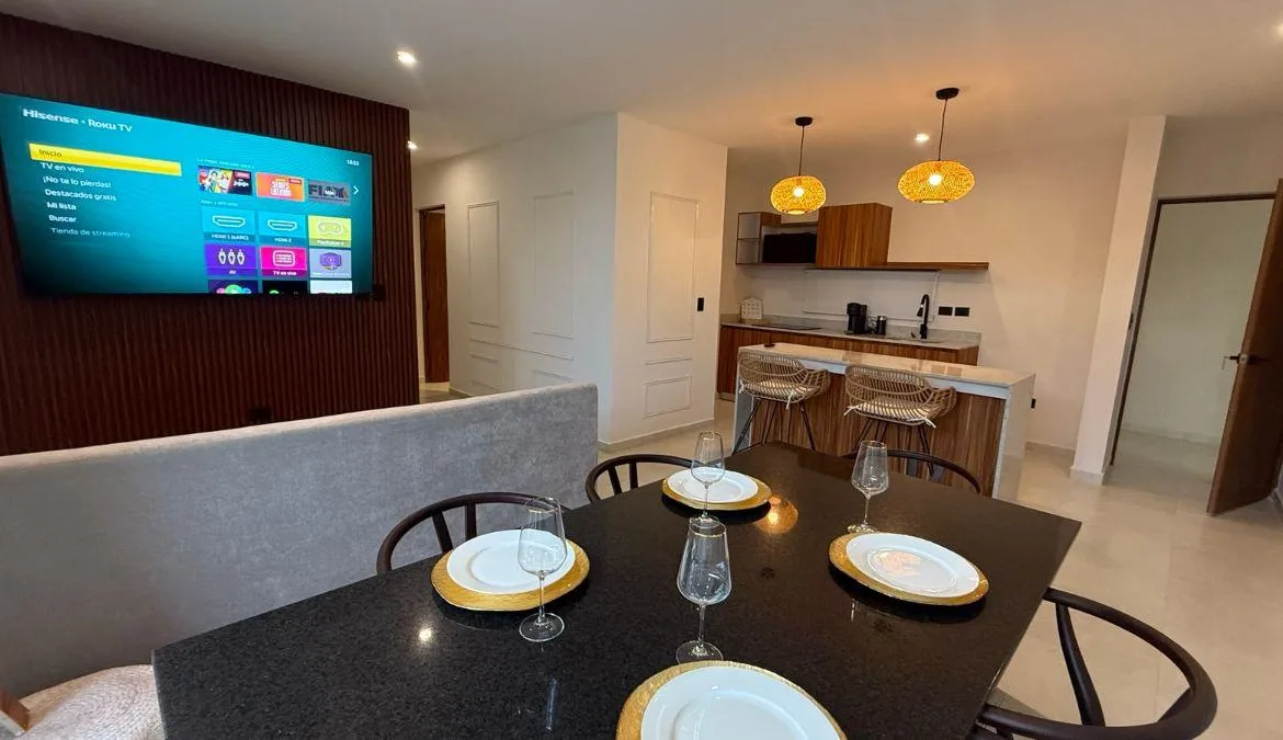2-Bedroom Condo with Balcony for Sale in Playa del Carmen | 5 Min from the Beach | Rooftop