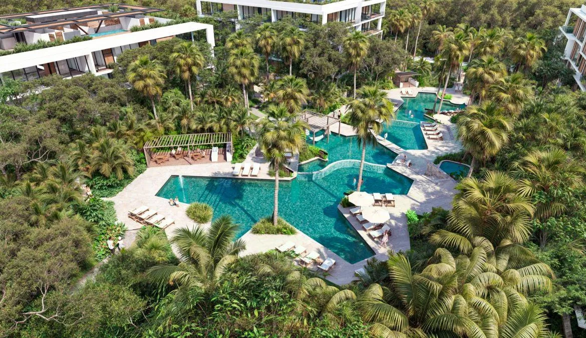 Departamento de 2 recámaras con estudio en venta en Playacar, Playa del Carmen