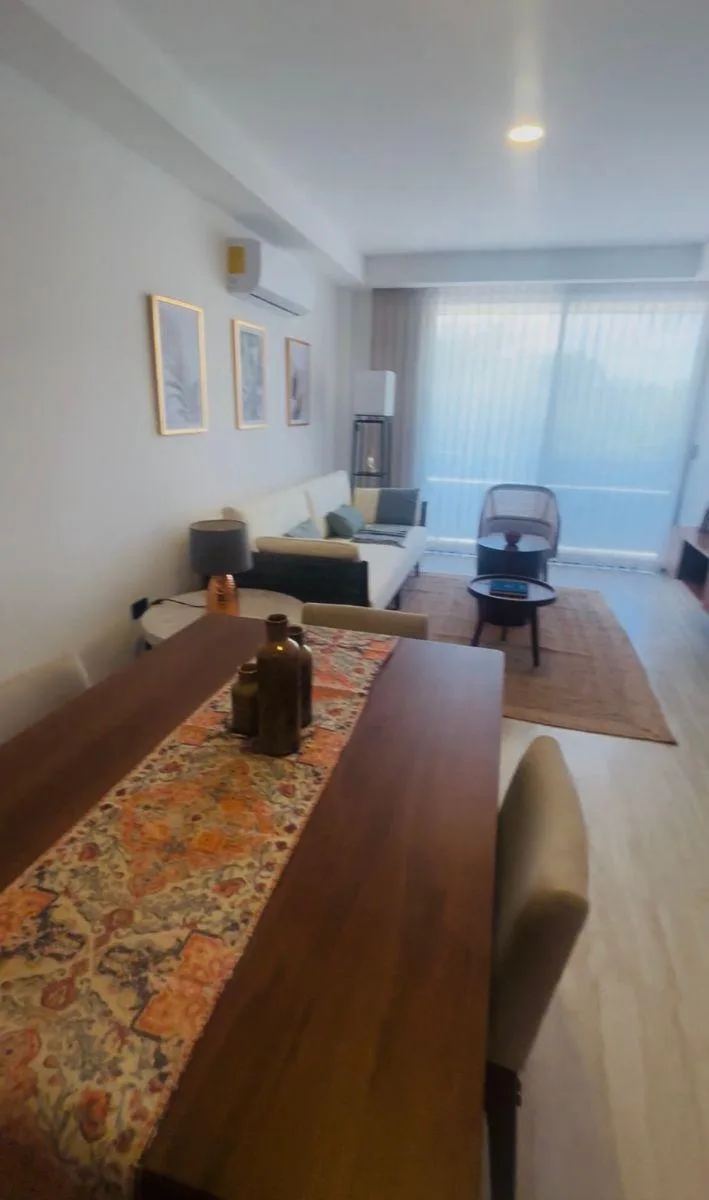 Departamento de 2 recámaras con terraza en venta en Playa del Carmen