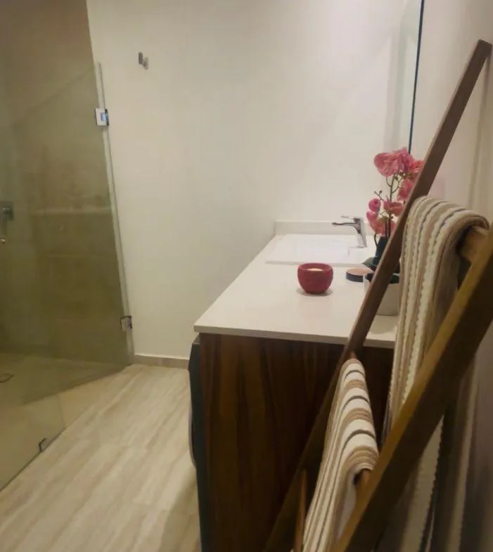 Departamento de 2 recámaras con terraza en venta en Playa del Carmen