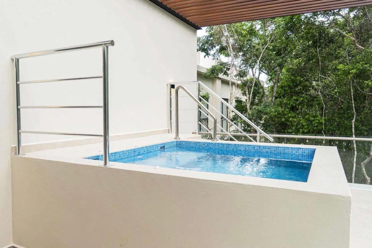 2-Bedroom Condo for Sale in Playa del Carmen | 12 Min from the Beach | Clubhouse and Pools