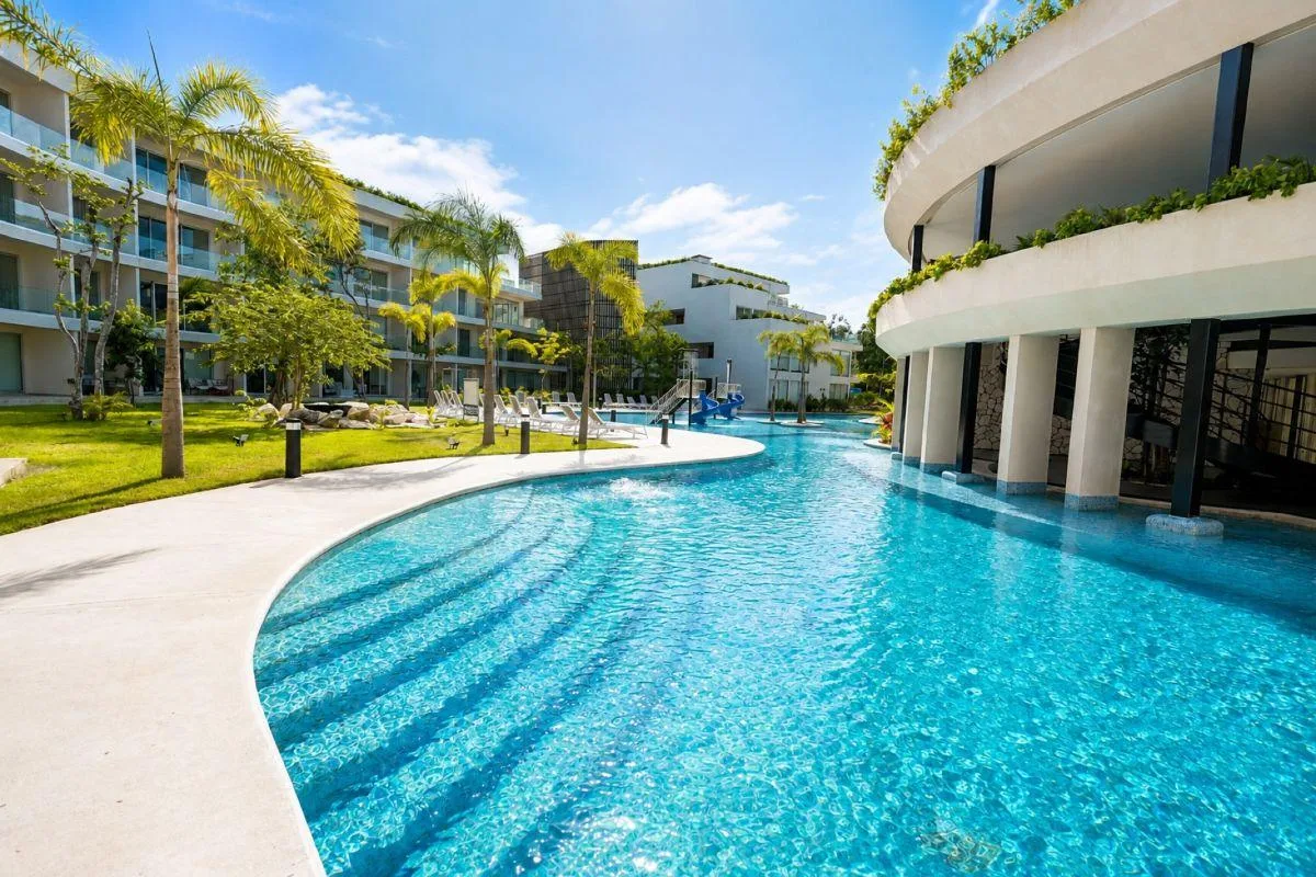 2-Bedroom Condo for Sale in Playacar, Playa del Carmen | Near the Beach | 4 Pools