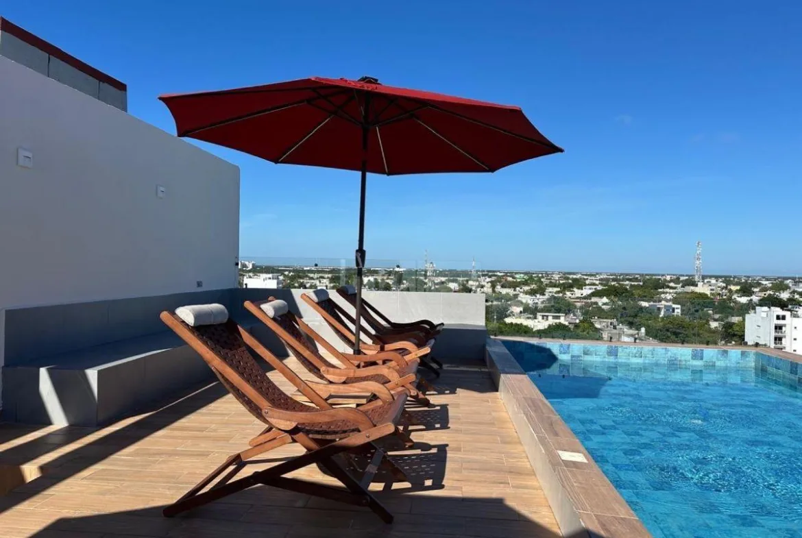Studio with Balcony for Sale in Playa del Carmen | 4 Blocks from Playa 72 | Rooftop Pool