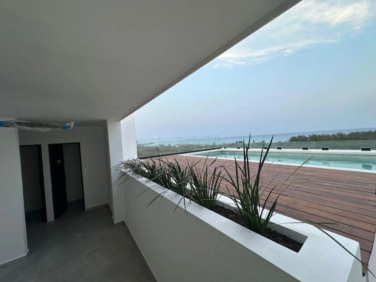 Studio with Balcony for Sale in Playa del Carmen | Steps from the Beach and Fifth Avenue | Rooftop
