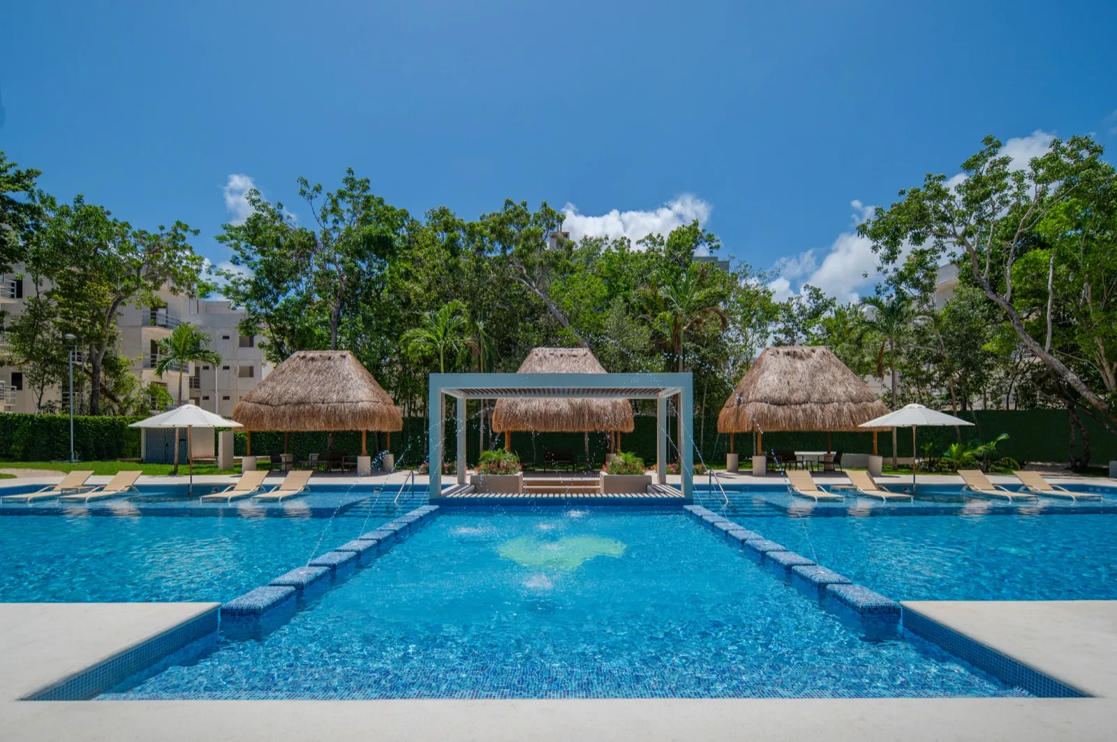 Garden House de 2 recámaras con jardín privado en venta en Puerto Morelos