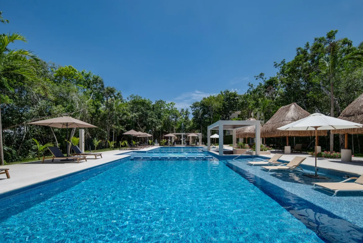 Garden House de 2 recámaras con jardín privado en venta en Puerto Morelos