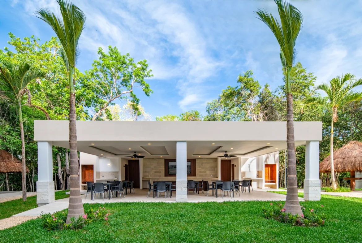 Garden House de 2 recámaras con jardín privado en venta en Puerto Morelos